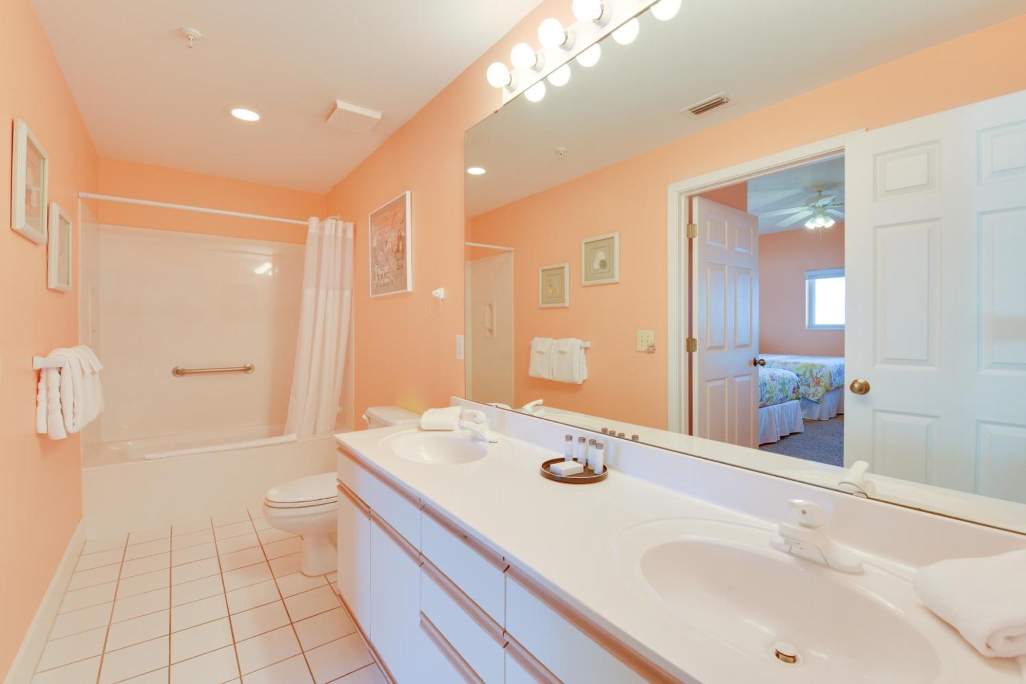 Beachfront Navarre Condo With Balcony, Walk To Ocean Exterior photo